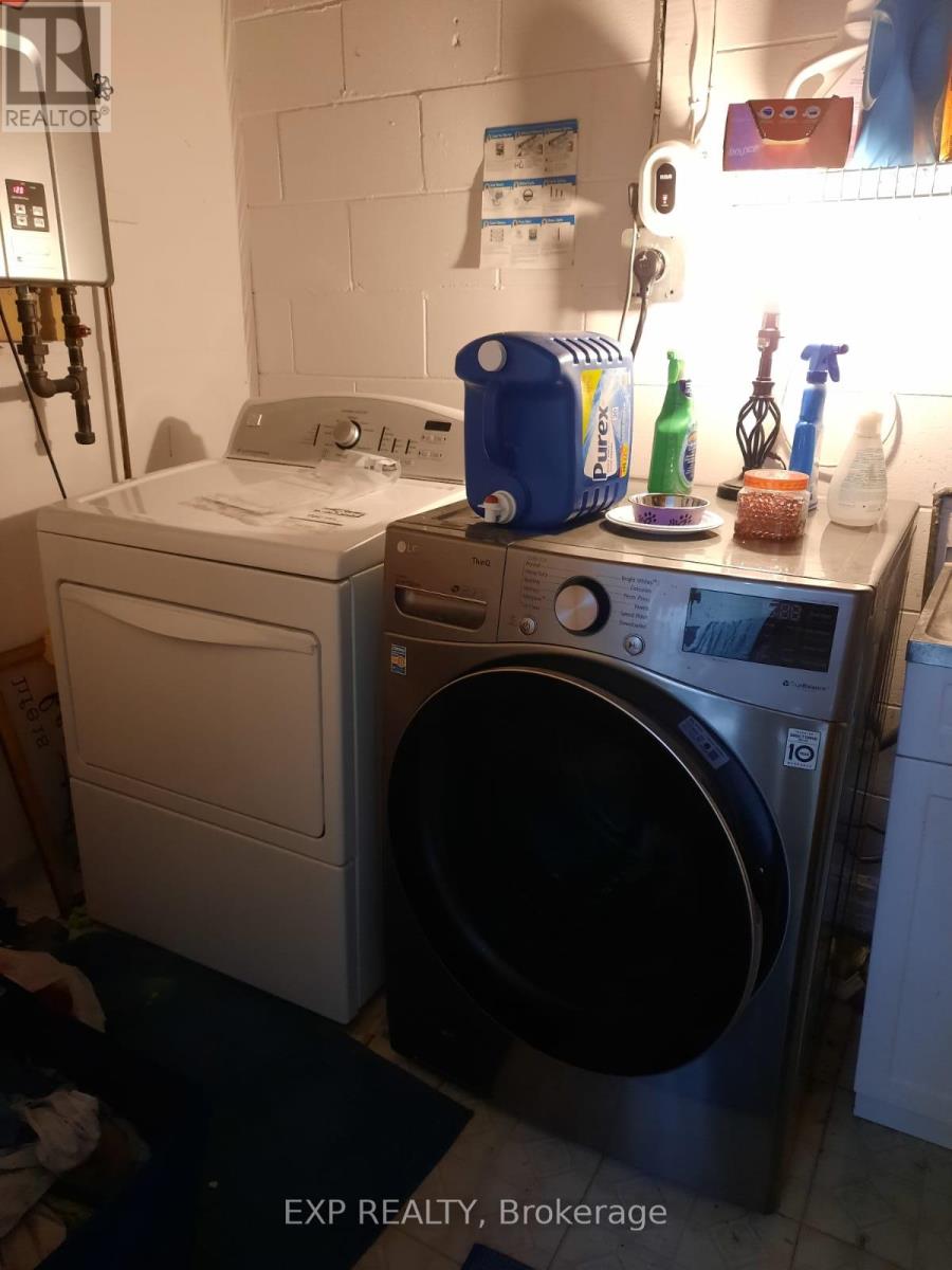 29 Fanshawe Drive, Brampton, Ontario  L6Z 1A7 - Photo 13 - W12560662