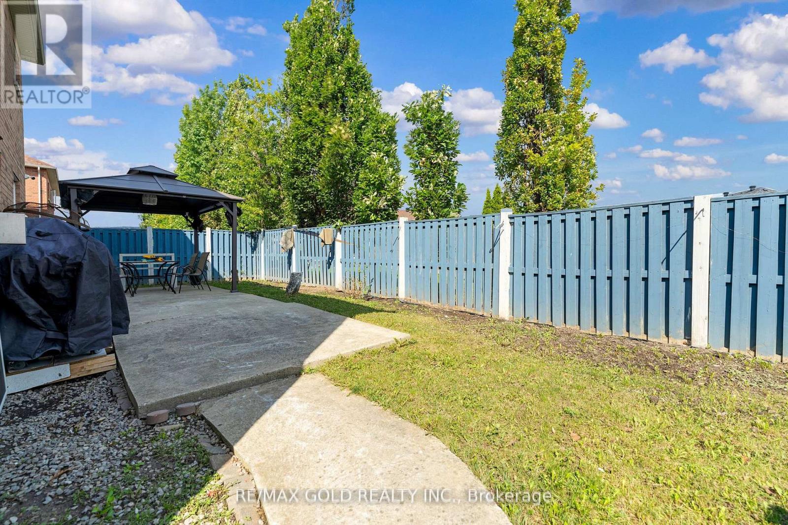 39 Darren Road, Brampton, Ontario  L6P 1Z5 - Photo 41 - W12560664