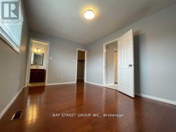 632 Fothergill Boulevard, Burlington, Ontario  L7L 6E3 - Photo 12 - W12560684