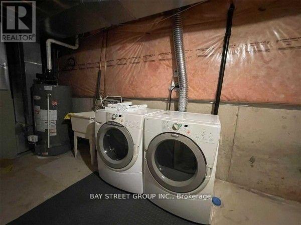 632 Fothergill Boulevard, Burlington, Ontario  L7L 6E3 - Photo 18 - W12560684