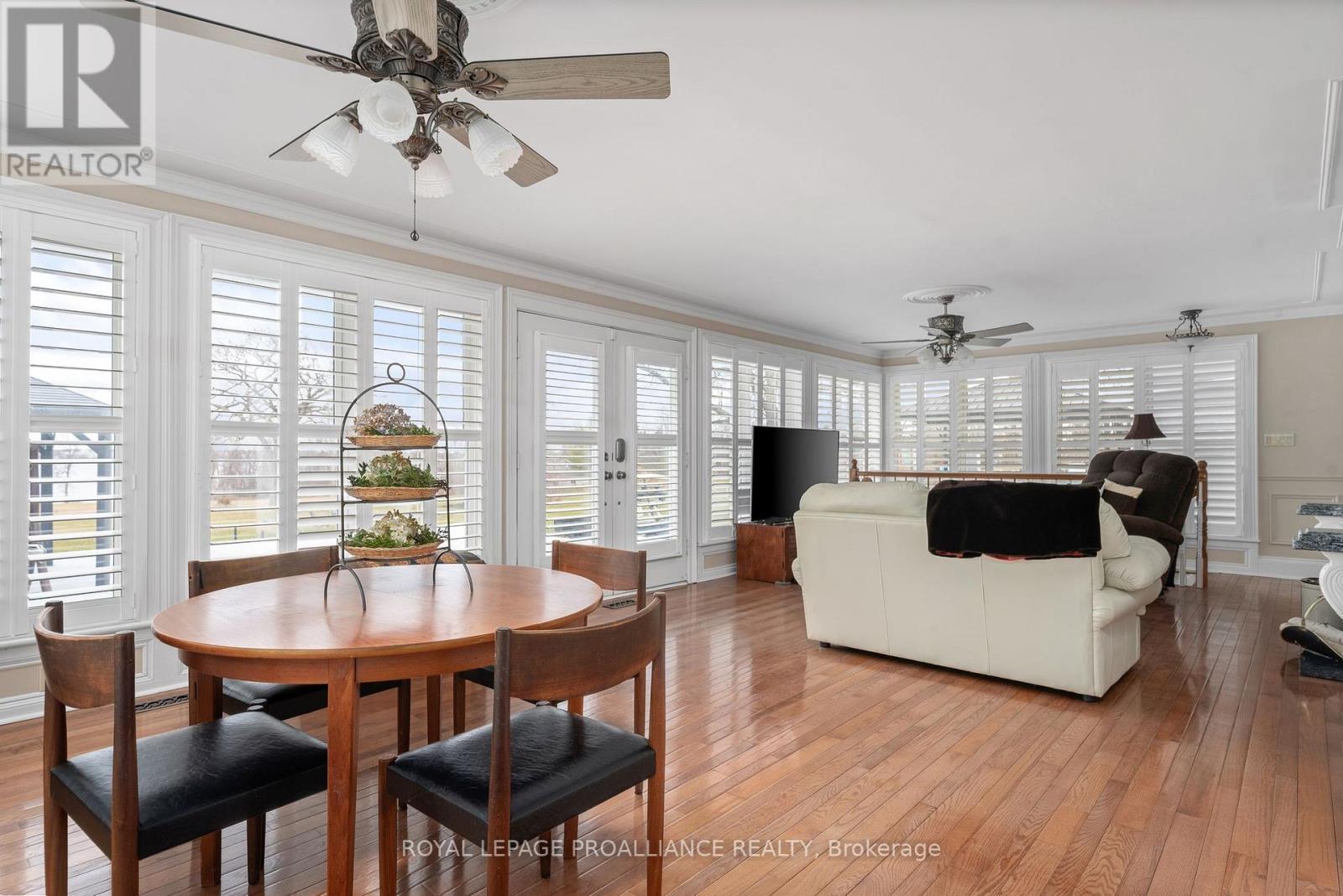 25 Prinyers Cove Crescent, Prince Edward County, Ontario K0K 2T0 - Photo 17 - X12560762