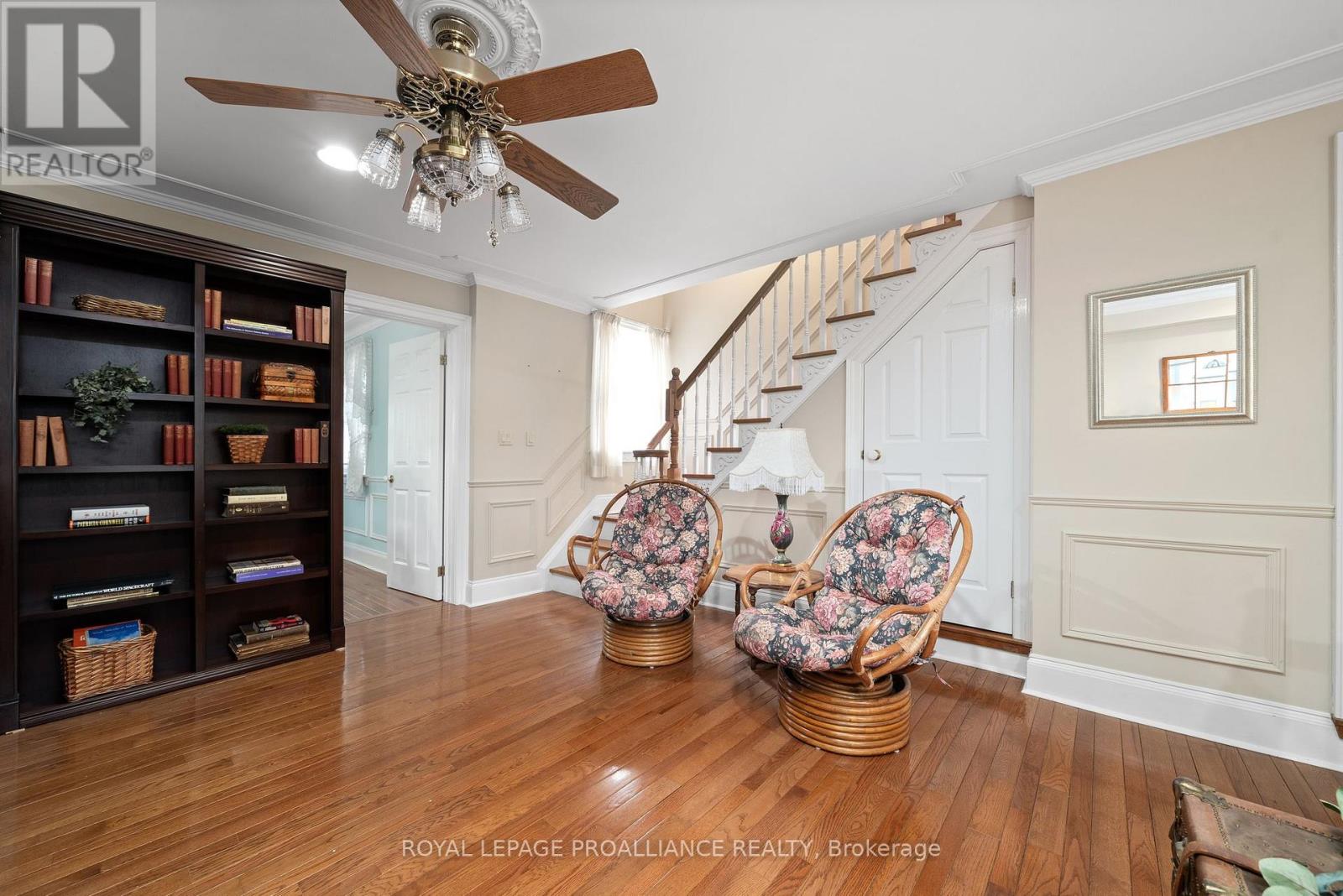 25 Prinyers Cove Crescent, Prince Edward County, Ontario K0K 2T0 - Photo 21 - X12560762