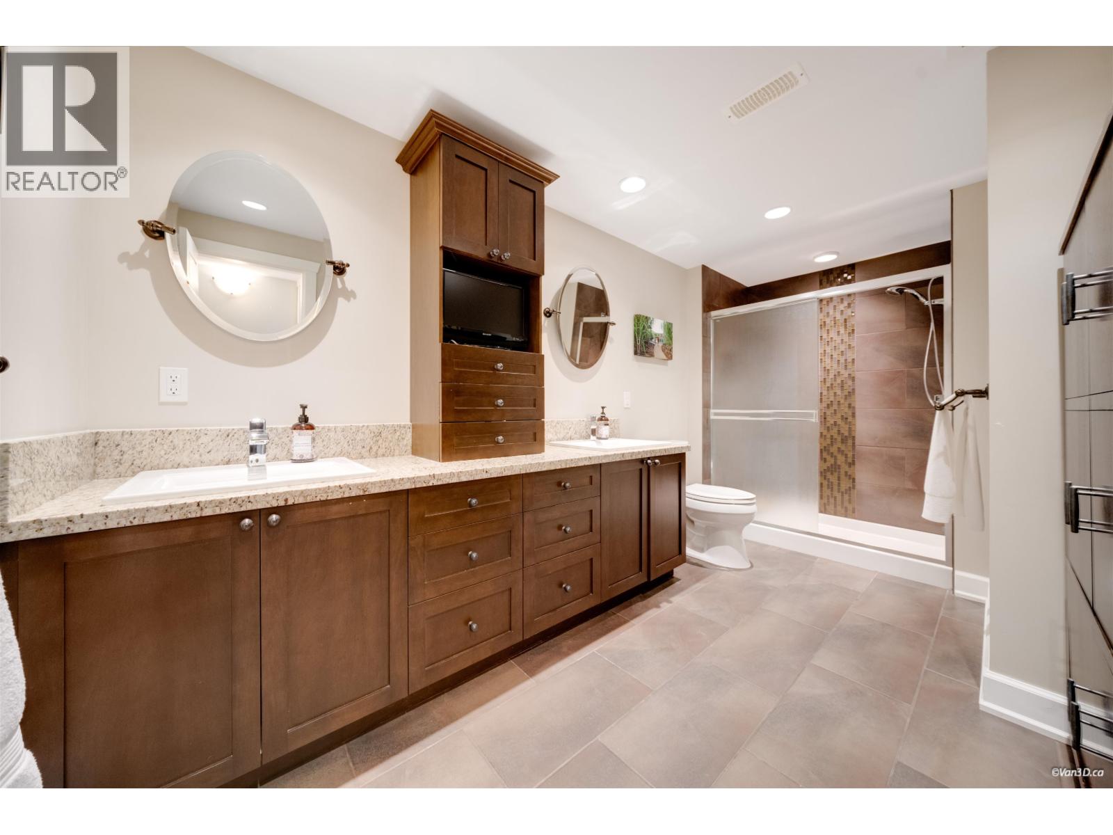 920 Barber Street, Port Moody, British Columbia V3H 3V4 - Photo 21 - R3068700