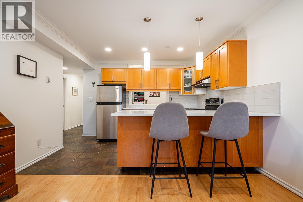 218 1990 W 6th Avenue, Vancouver, British Columbia  V6J 4V4 - Photo 10 - R3068833