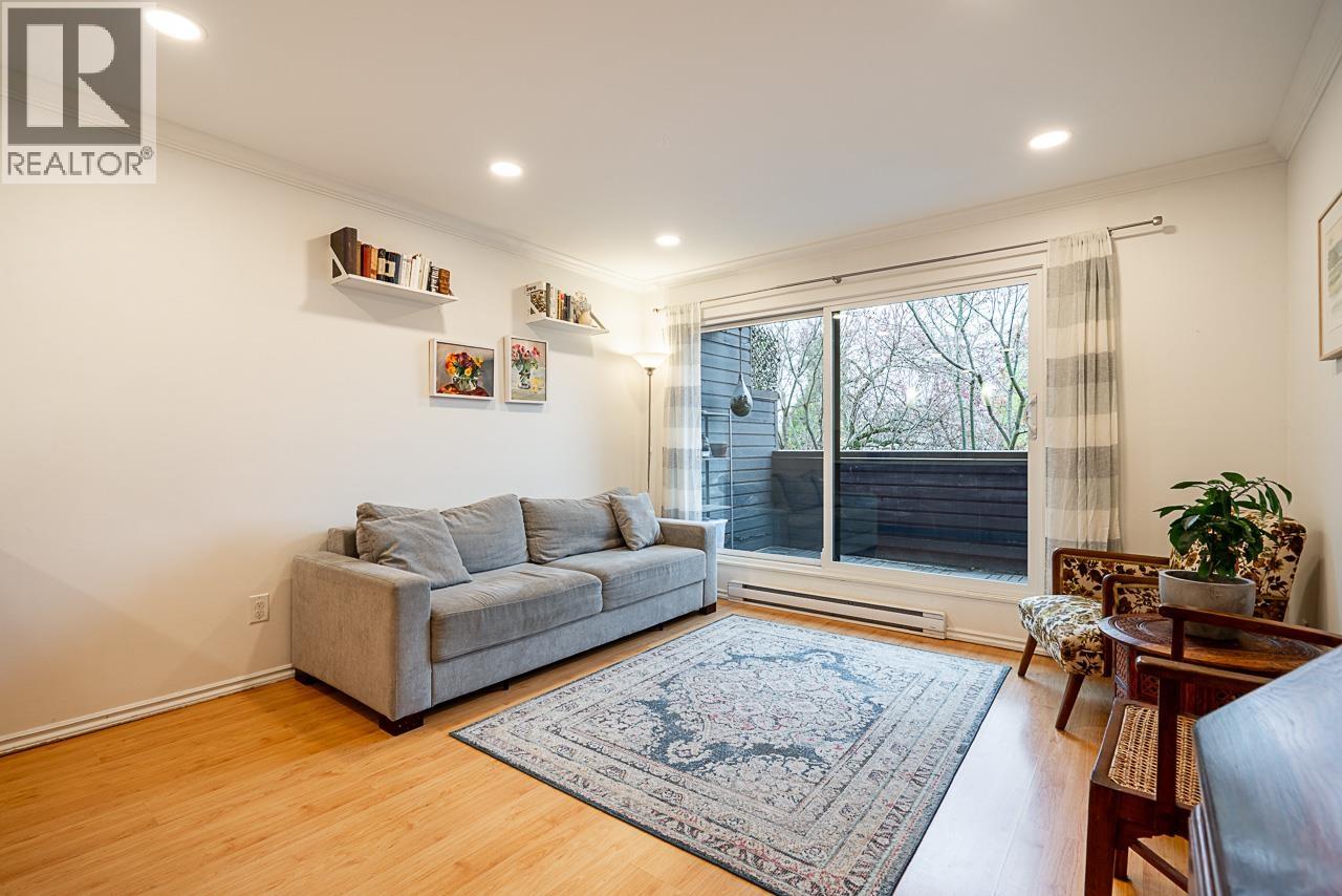 218 1990 W 6th Avenue, Vancouver, British Columbia  V6J 4V4 - Photo 13 - R3068833