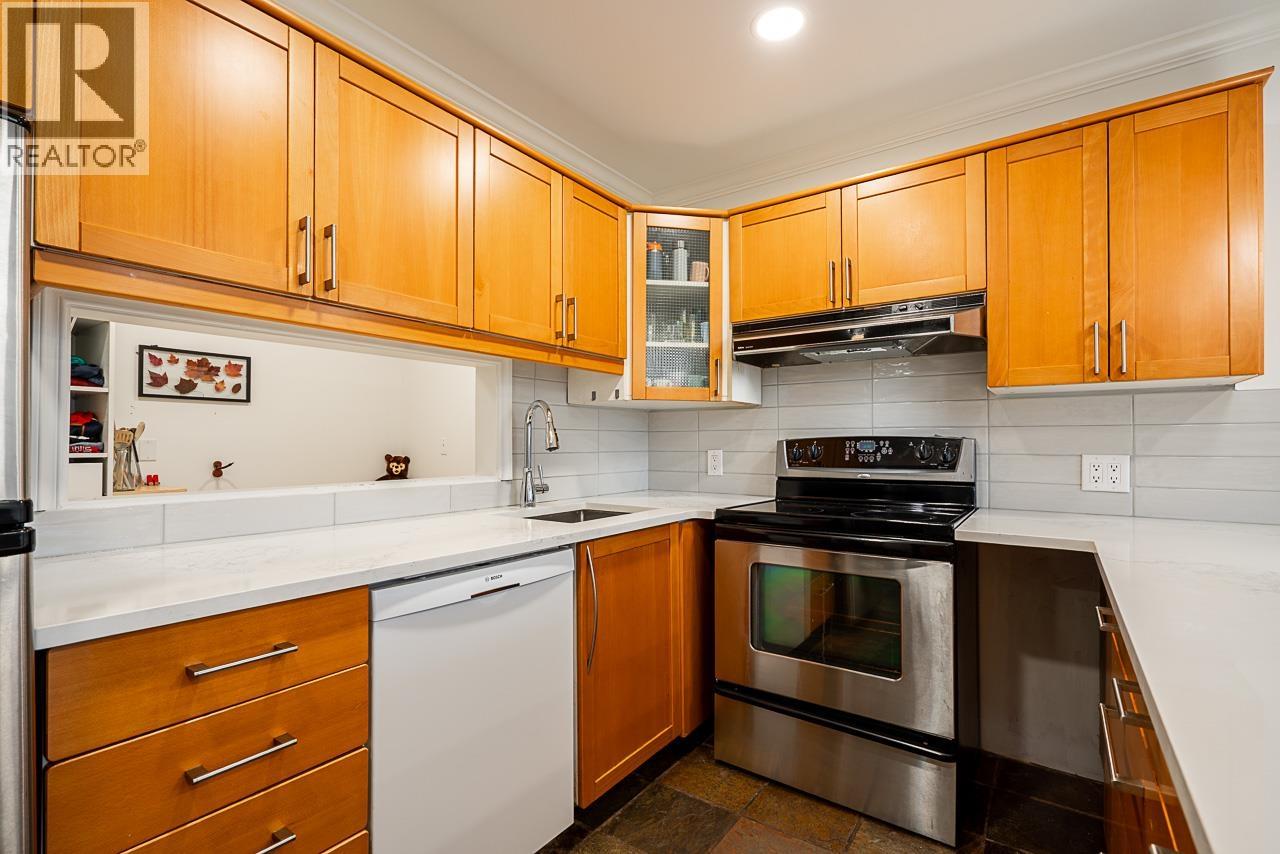 218 1990 W 6th Avenue, Vancouver, British Columbia  V6J 4V4 - Photo 9 - R3068833