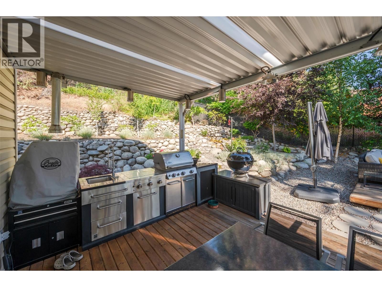 4123 Ponderosa Drive, Peachland, British Columbia  V0H 1X5 - Photo 9 - 10359090