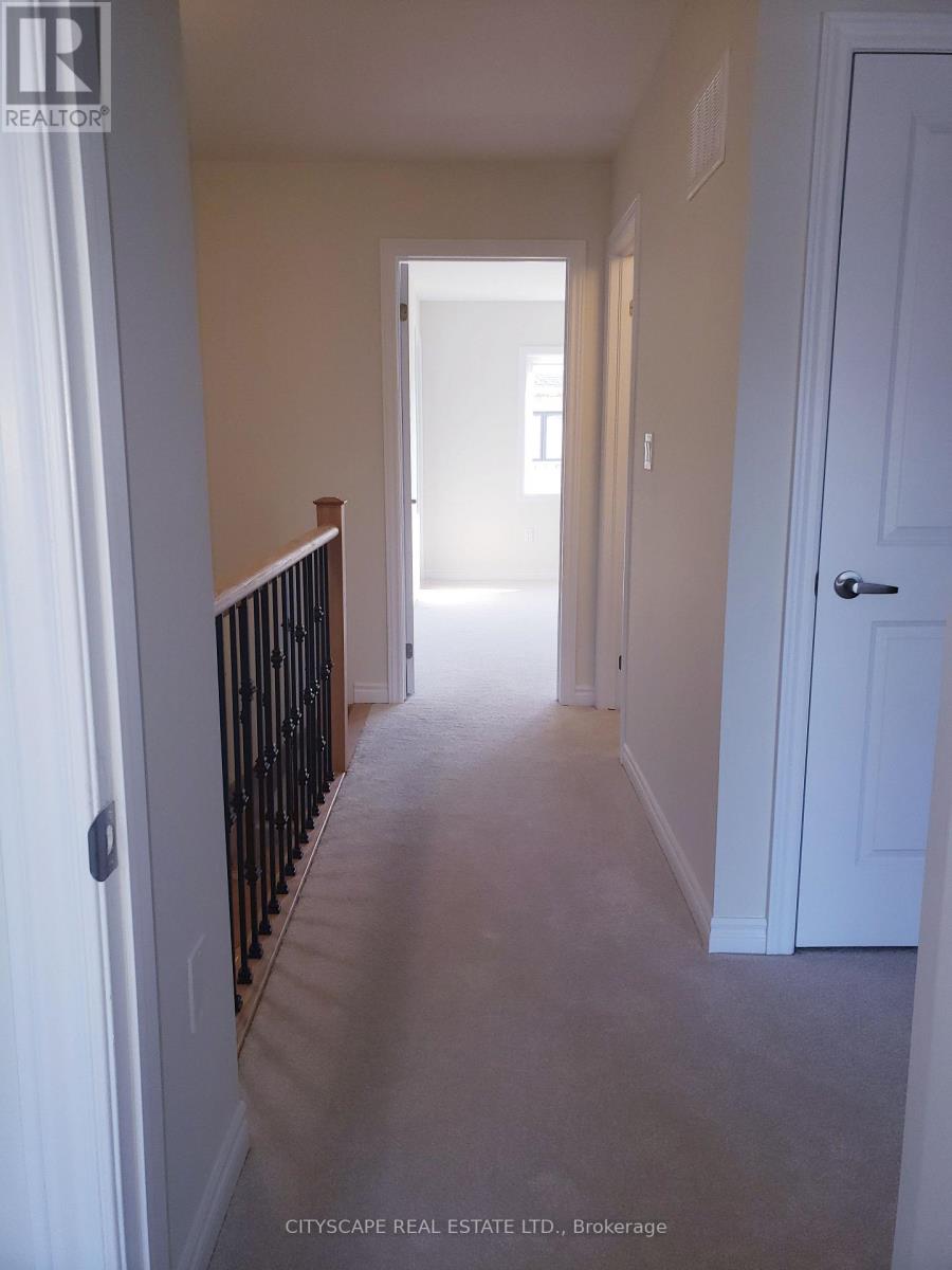 46 Concord Drive, Thorold, Ontario  L2V 0K9 - Photo 5 - X12550364