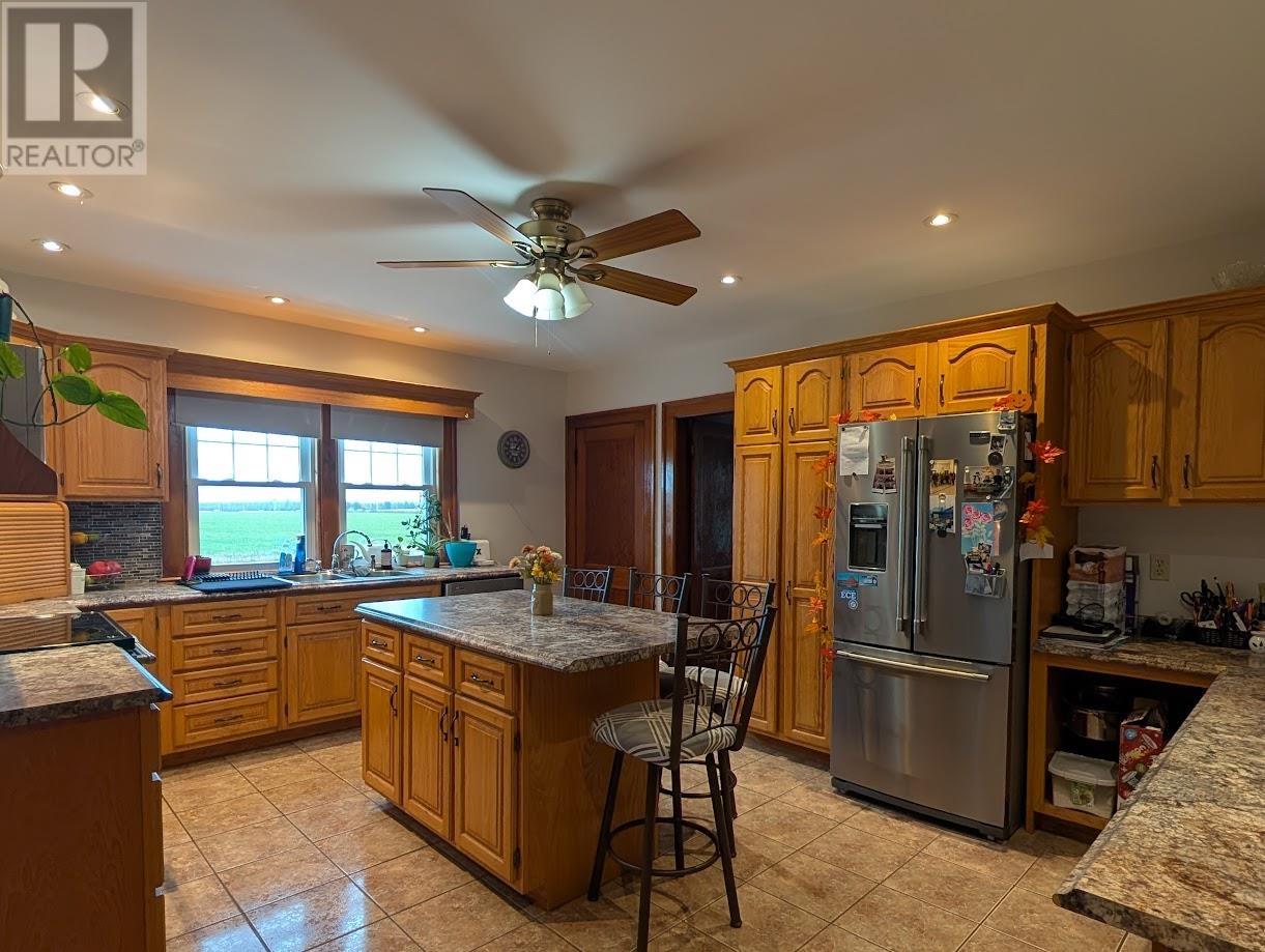 22 Ross Road, Vernon Bridge, Prince Edward Island  C0A 2E0 - Photo 4 - 202527354