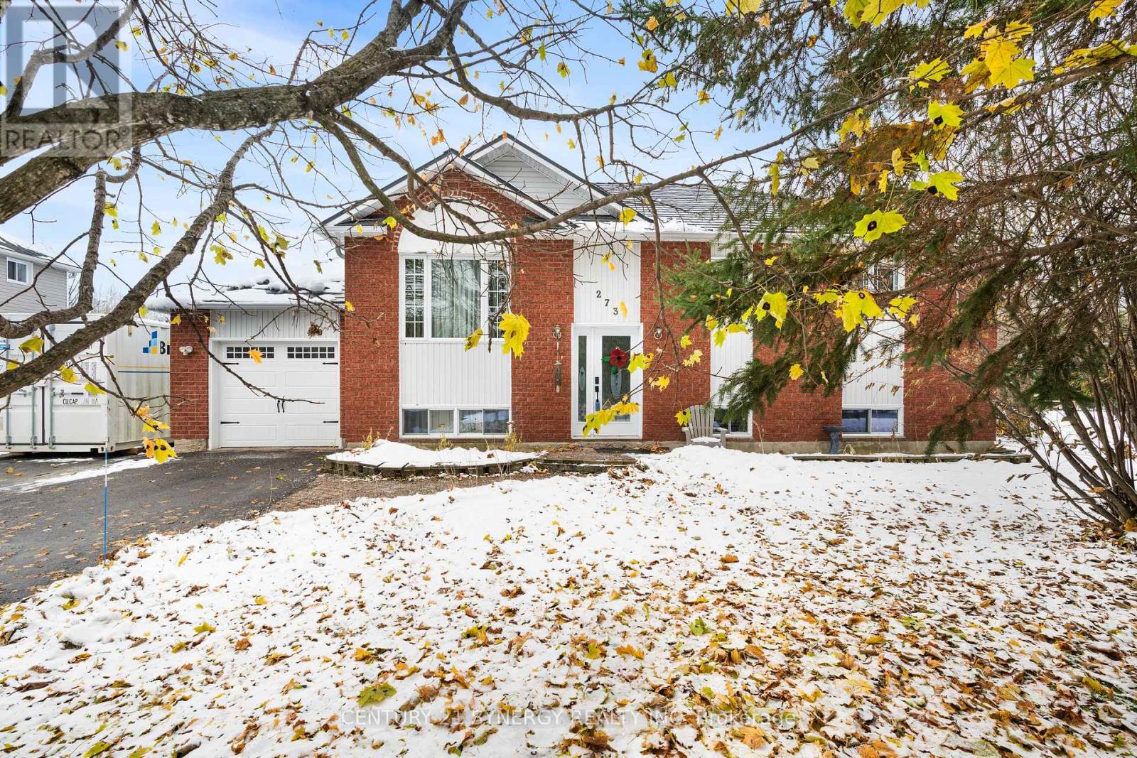 273 Oakwood Drive, Clarence-Rockland, Ontario  K4K 1K9 - Photo 2 - X12557174