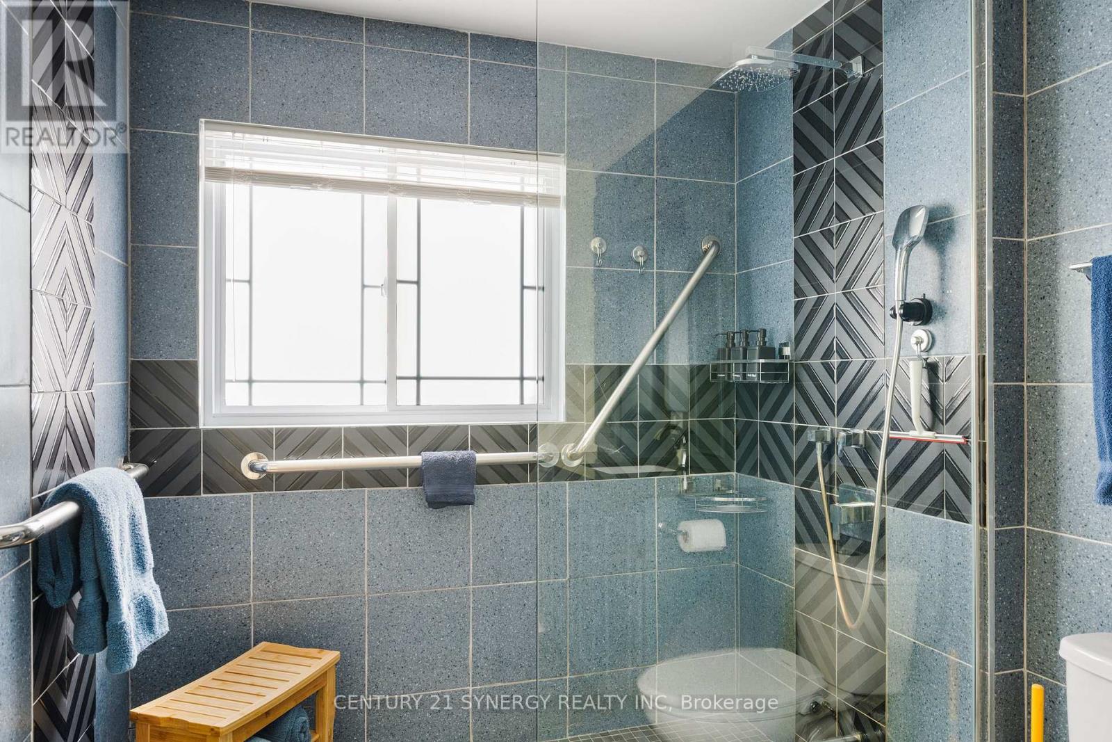 273 Oakwood Drive, Clarence-Rockland, Ontario  K4K 1K9 - Photo 22 - X12557174