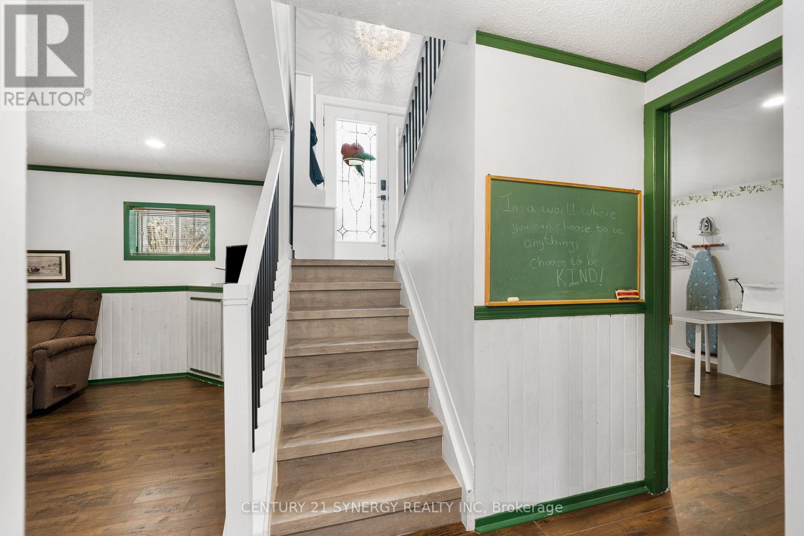 273 Oakwood Drive, Clarence-Rockland, Ontario  K4K 1K9 - Photo 27 - X12557174