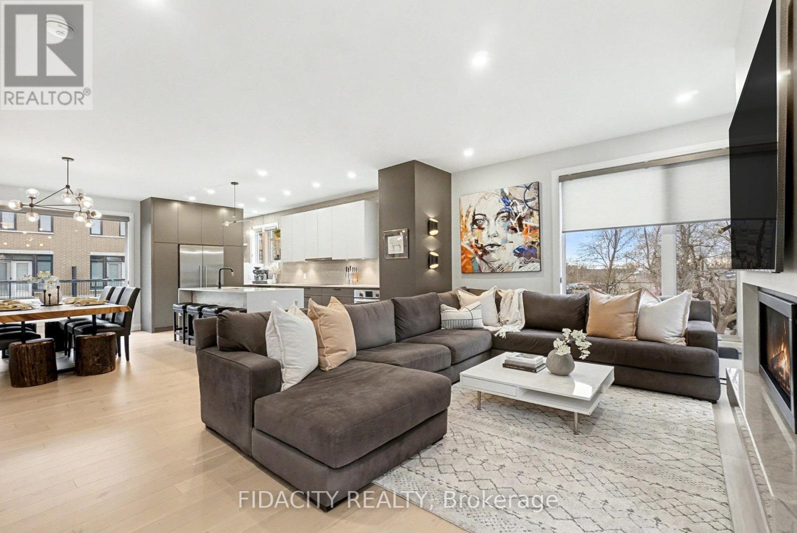 103 Tay Street, Ottawa, Ontario  K2A 2H1 - Photo 10 - X12560766