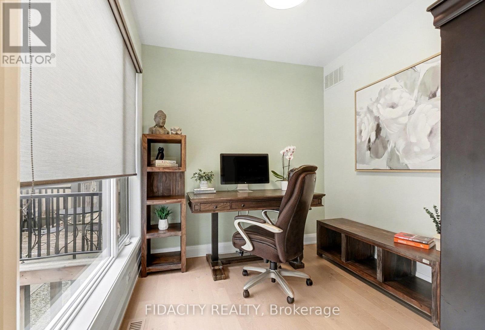 103 Tay Street, Ottawa, Ontario  K2A 2H1 - Photo 13 - X12560766