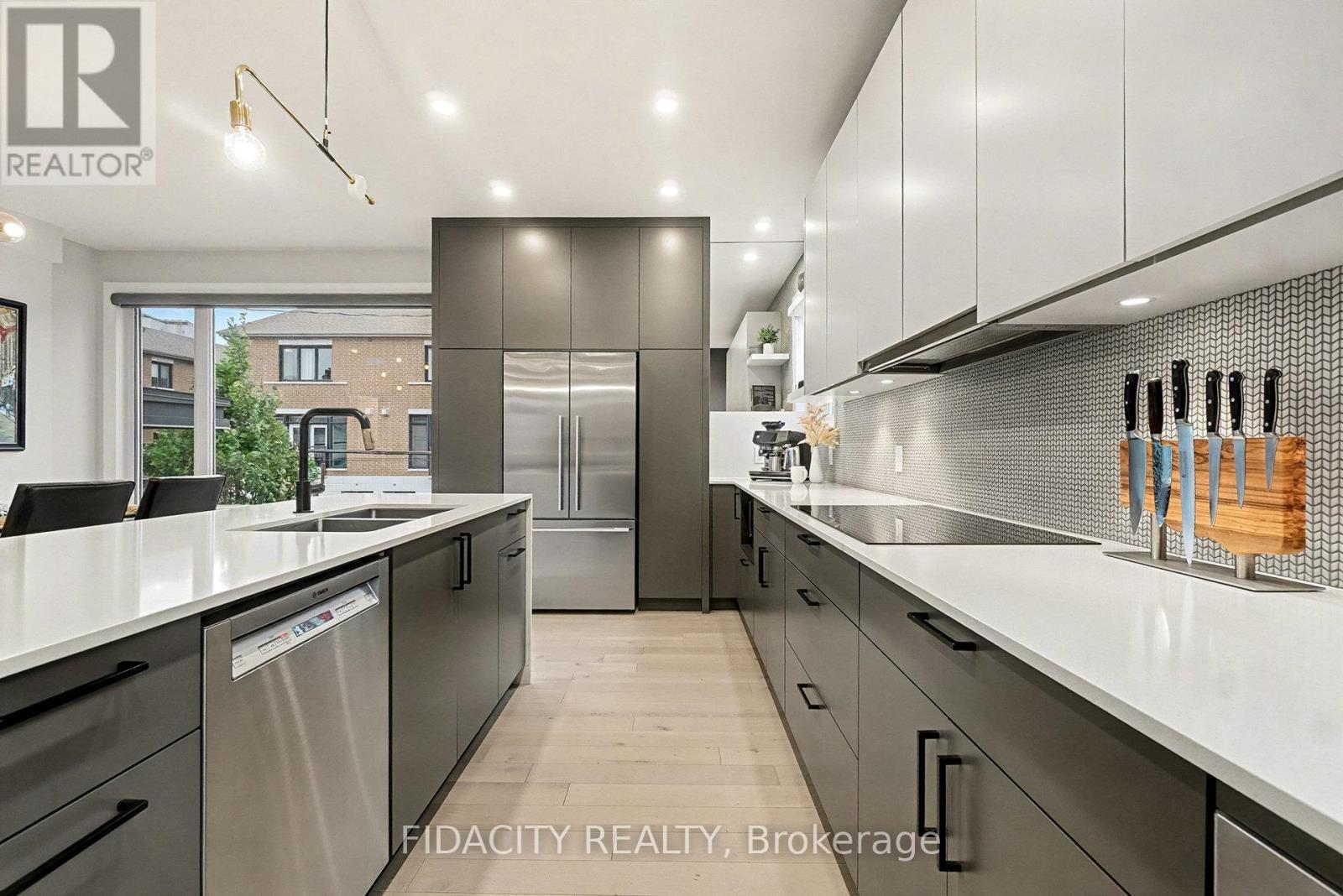 103 Tay Street, Ottawa, Ontario  K2A 2H1 - Photo 9 - X12560766