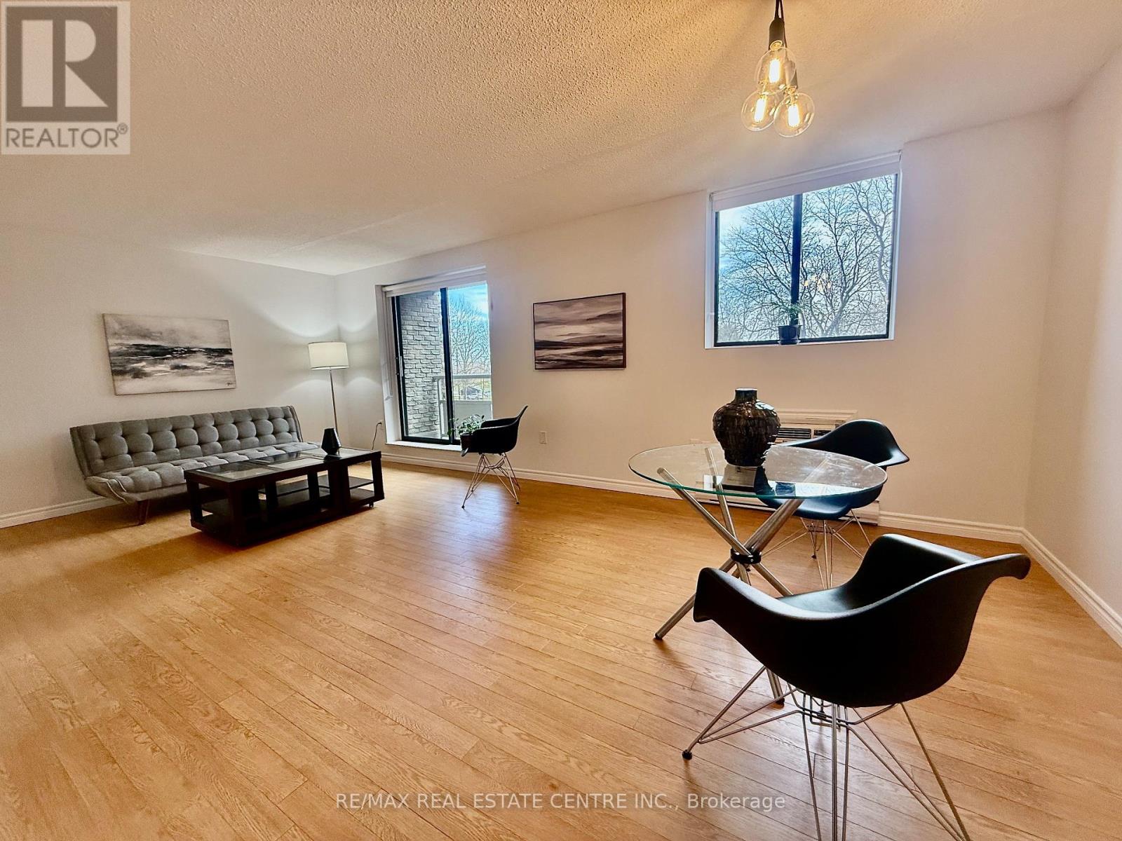 209 - 89 Westwood Road, Guelph, Ontario  N1H 7J6 - Photo 12 - X12560676