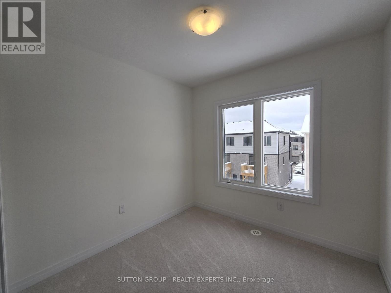 11 Greig Street, Brantford, Ontario  N3T 0W4 - Photo 12 - X12560694