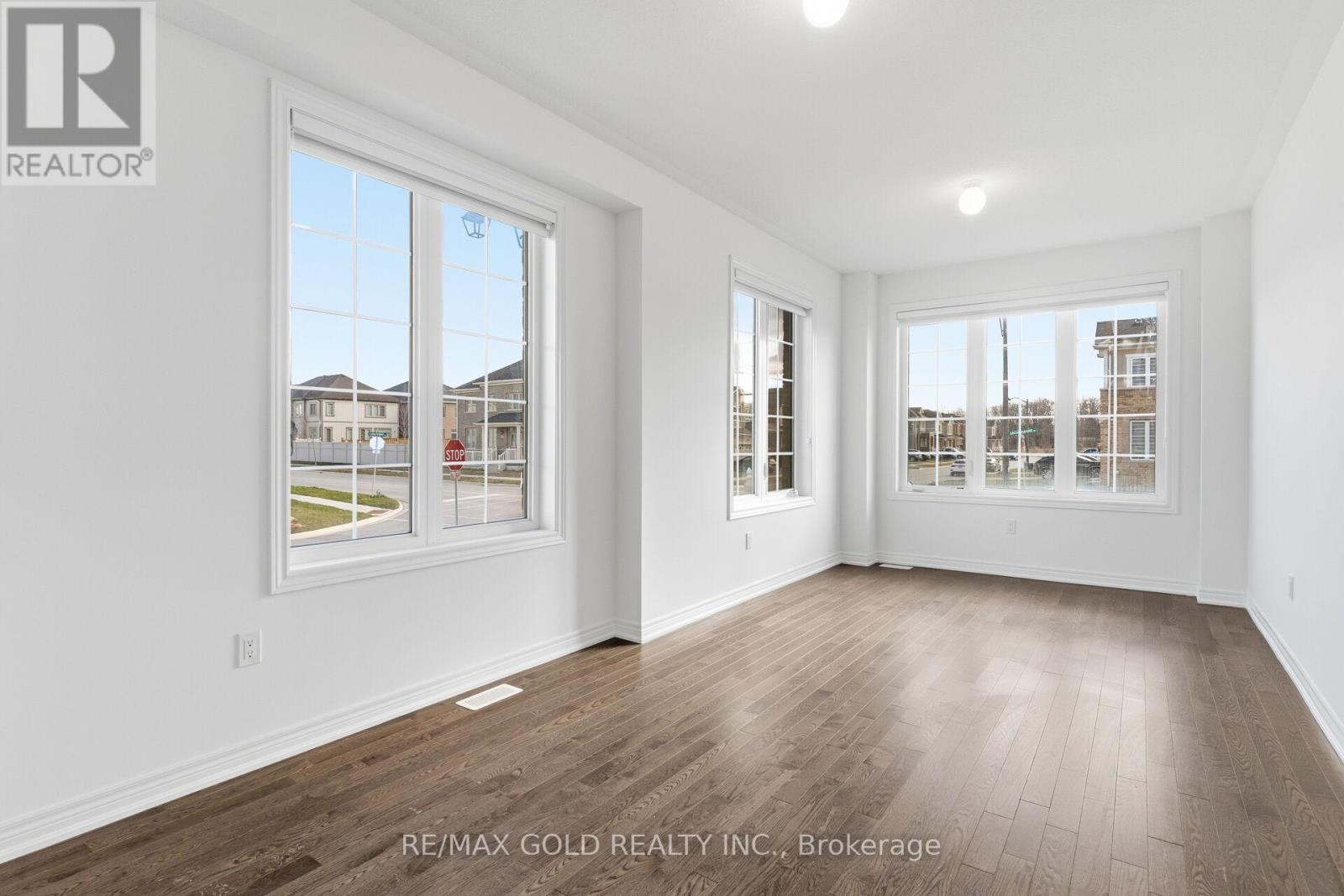 687 Anishinaabe Drive, Shelburne, Ontario  L6V 3Y5 - Photo 33 - X12560702