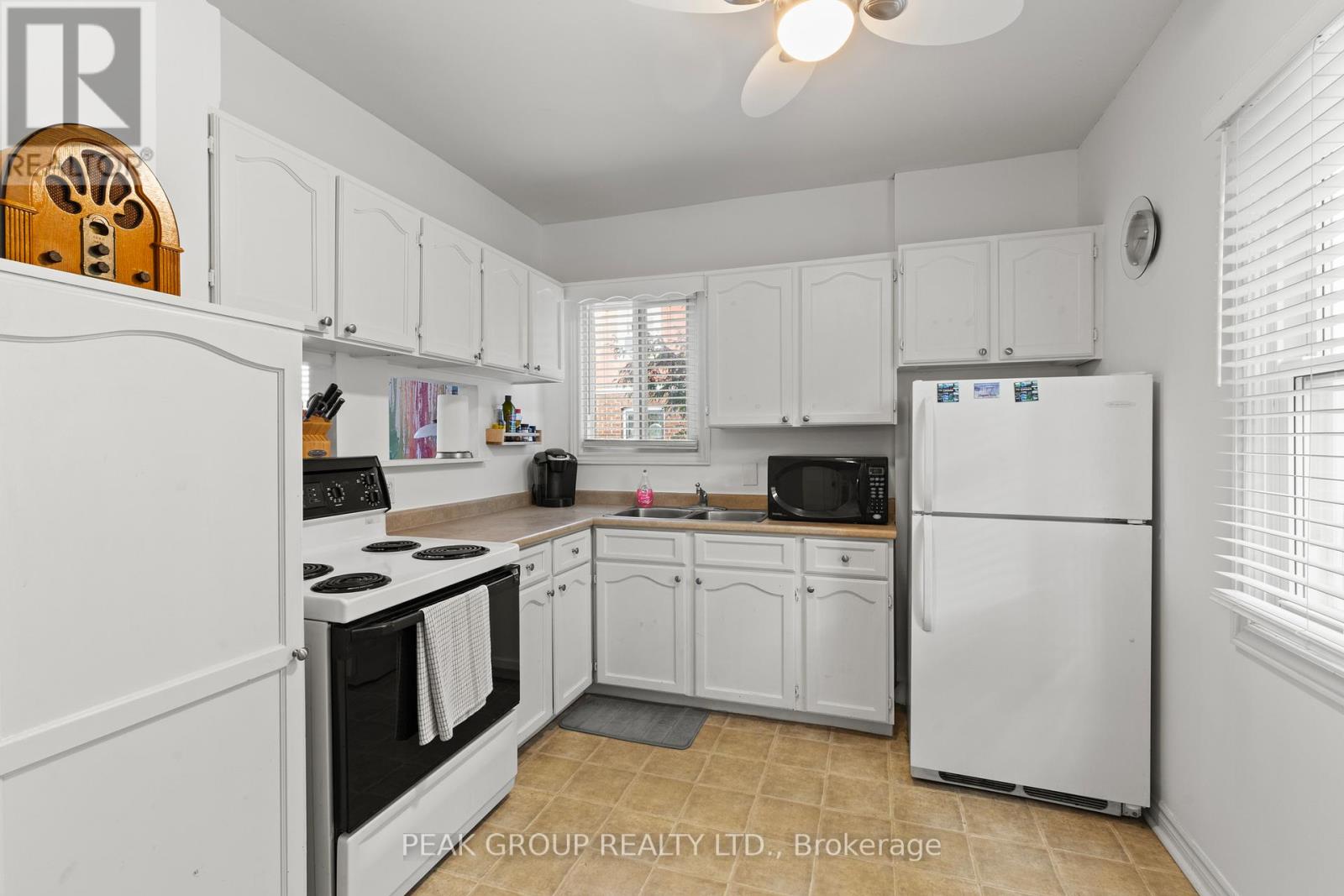 4732 Ryerson Crescent, Niagara Falls, Ontario  L2E 1E5 - Photo 7 - X12560754