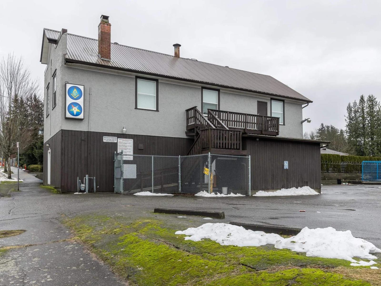 33860 Pine Street, Abbotsford, British Columbia  V2S 2P3 - Photo 1 - C8073946