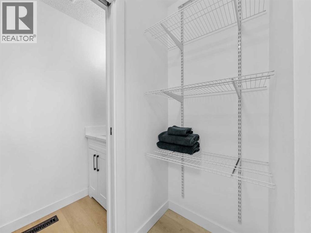 966 Berkley Drive Nw, Calgary, Alberta  T3K 1A2 - Photo 26 - A2264814