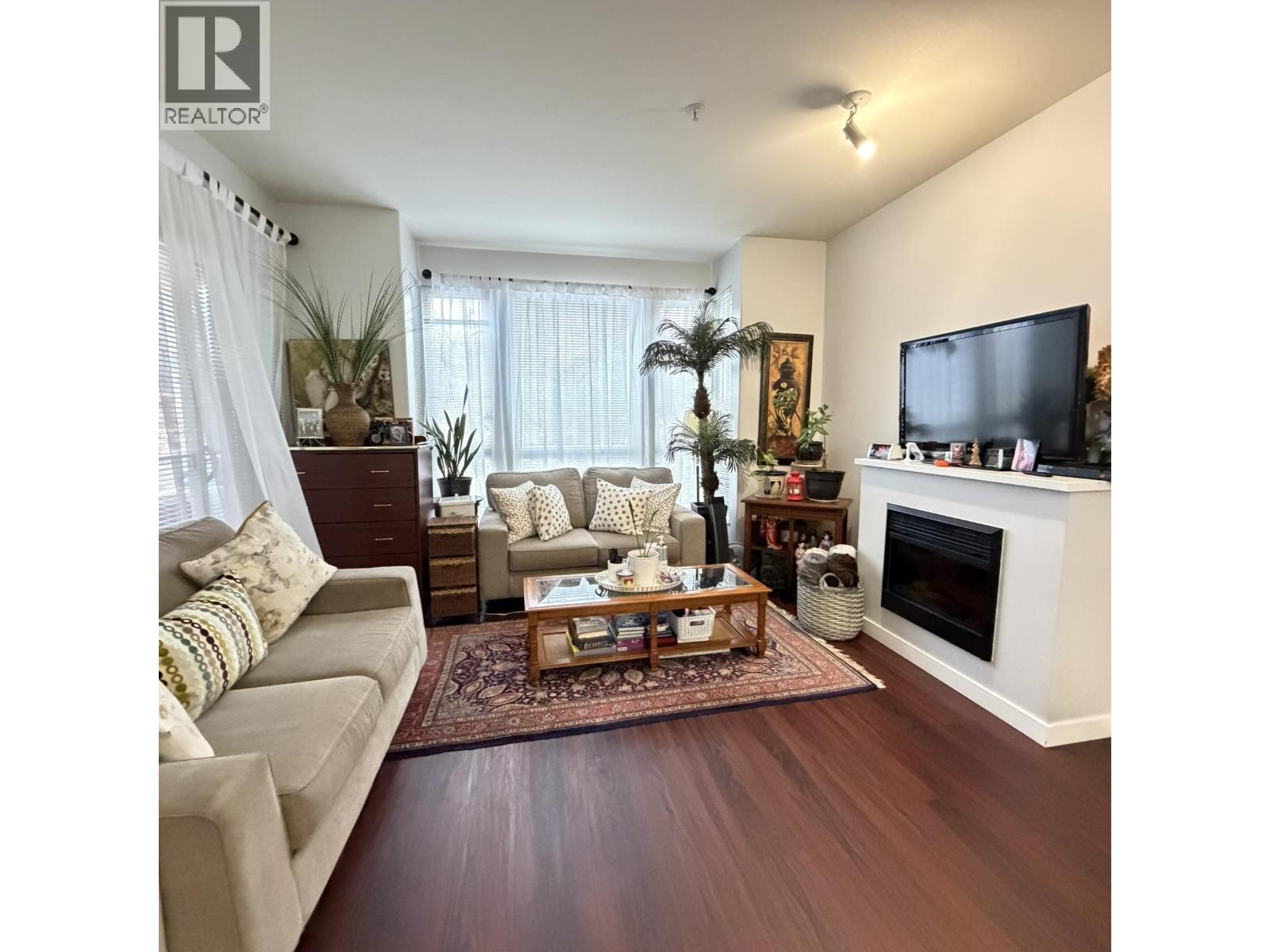 307 14 E Royal Avenue, New Westminster, British Columbia  V3L 5W5 - Photo 8 - R3068863