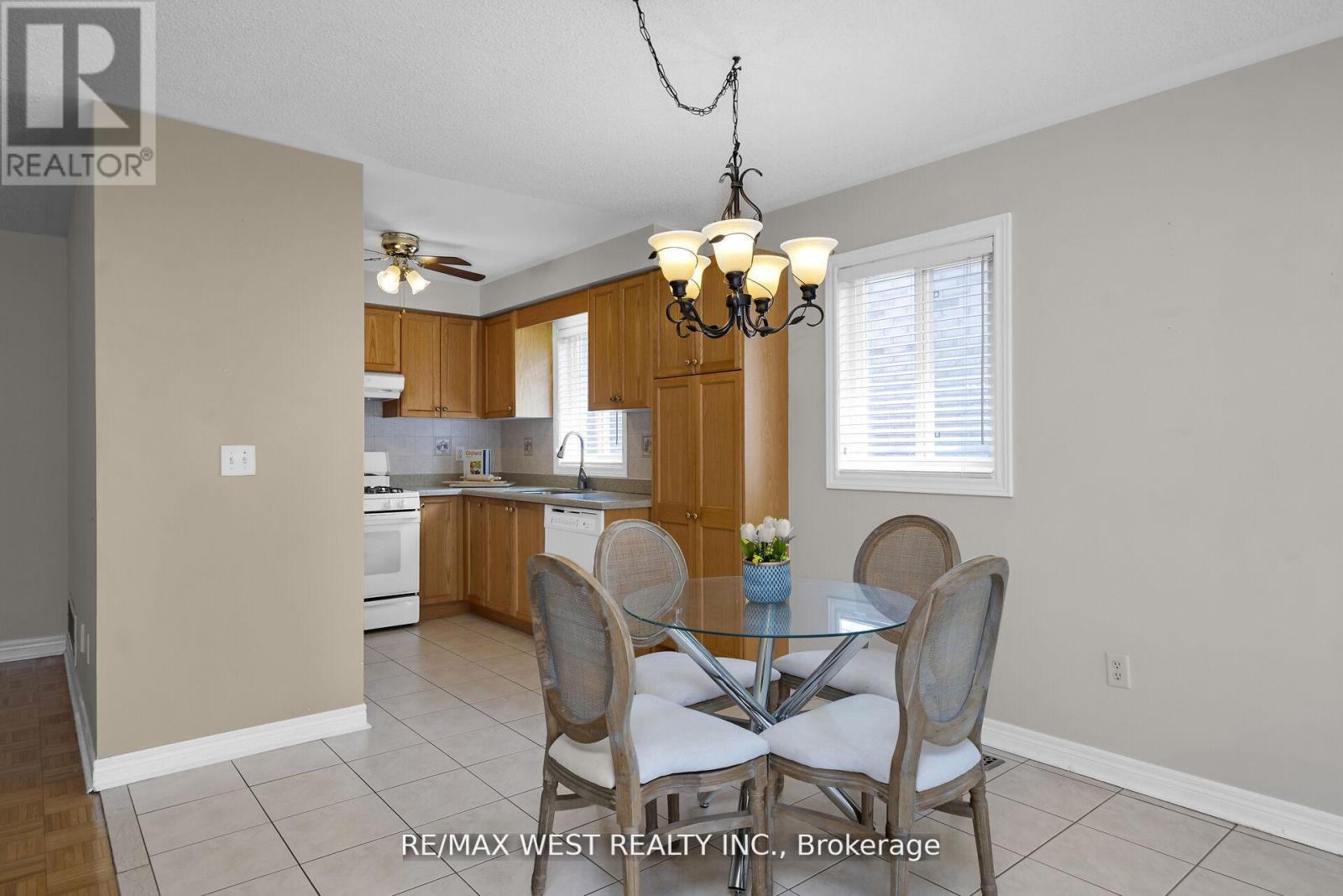 362 Avro Road, Vaughan, Ontario  L6A 3R4 - Photo 8 - N12559710