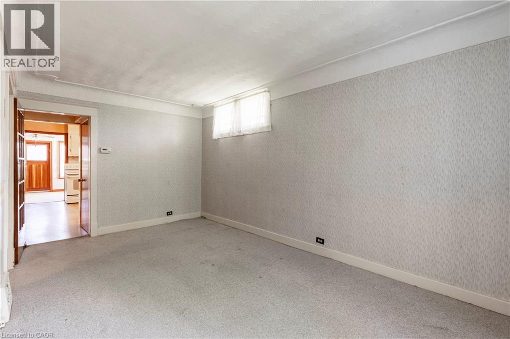 27 Barons Avenue N, Hamilton, Ontario  L8H 5A3 - Photo 11 - 40789457