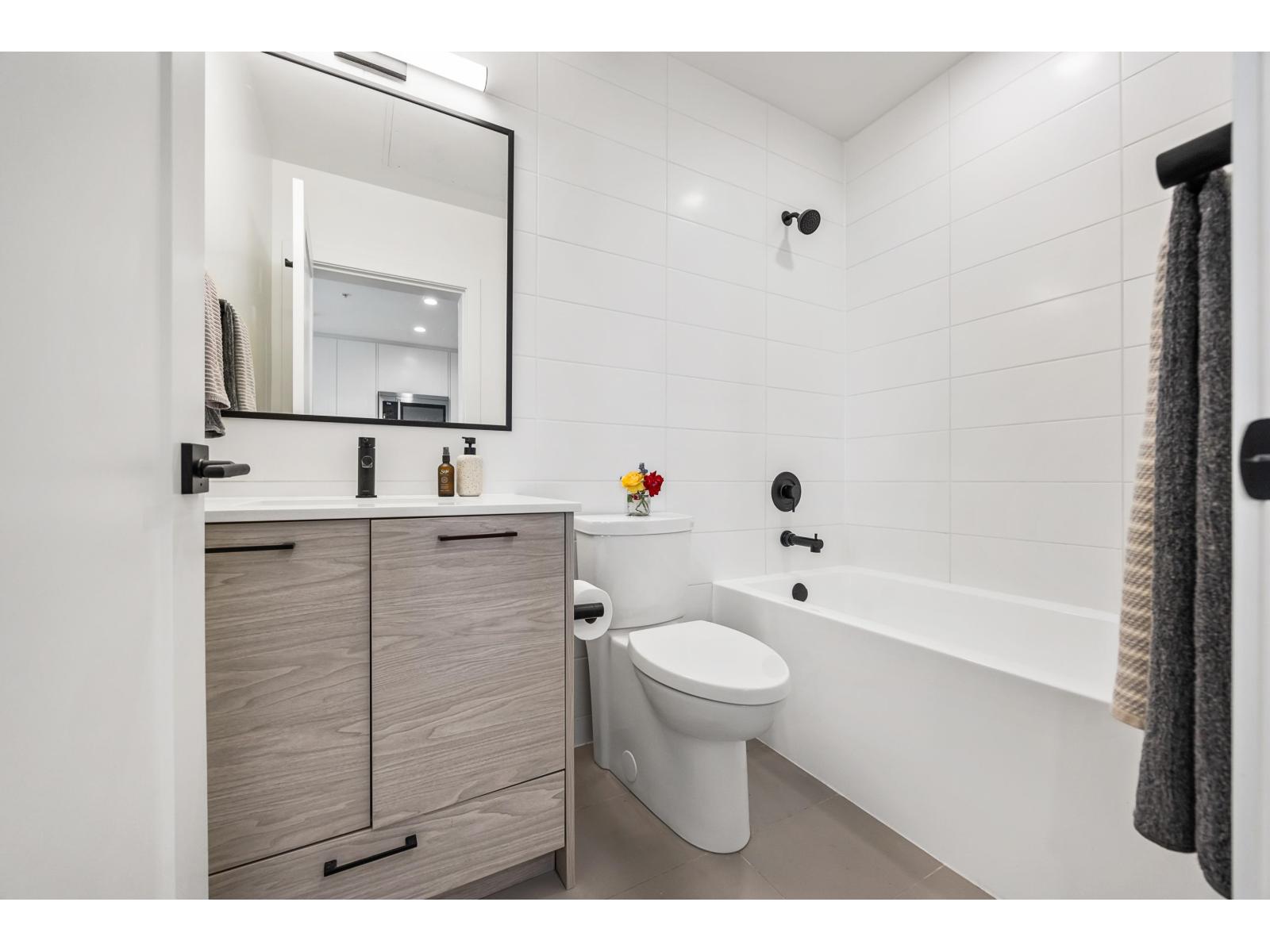 A410 20018 83a Avenue, Langley, British Columbia  V2Y 3P2 - Photo 17 - R3045190