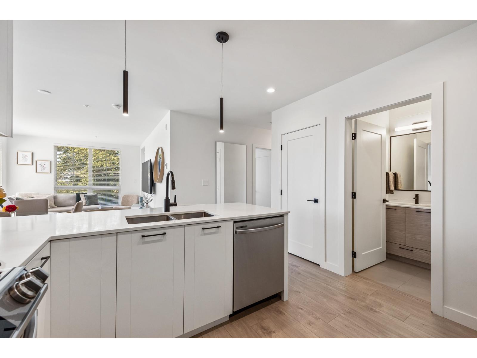 A410 20018 83a Avenue, Langley, British Columbia  V2Y 3P2 - Photo 9 - R3045190