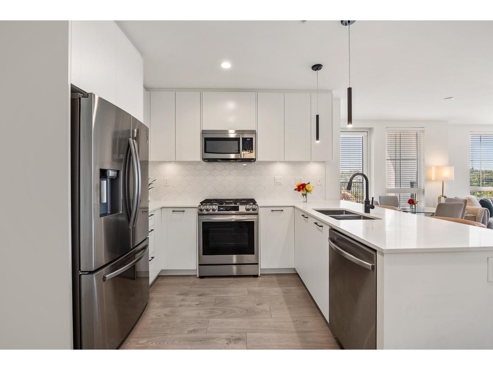 A410 20018 83a Avenue, Langley, British Columbia  V2Y 3P2 - Photo 5 - R3045190