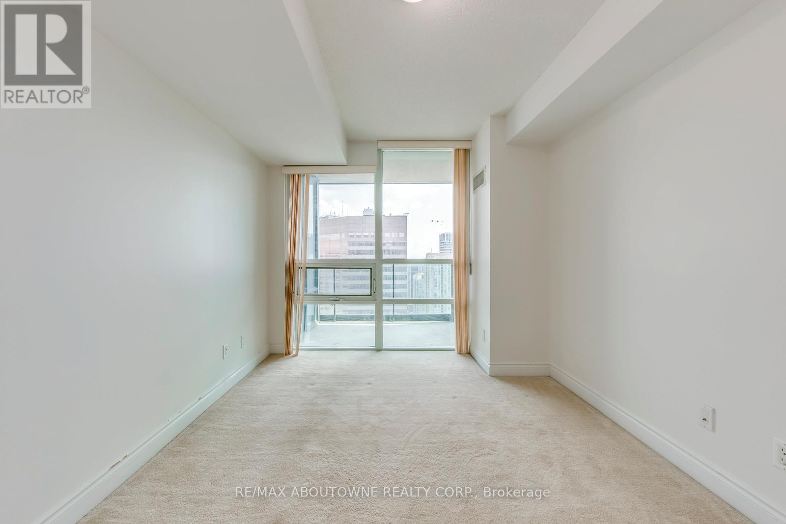 2803 - 15 Greenview Avenue, Toronto, Ontario  M2M 4M7 - Photo 17 - C12560728