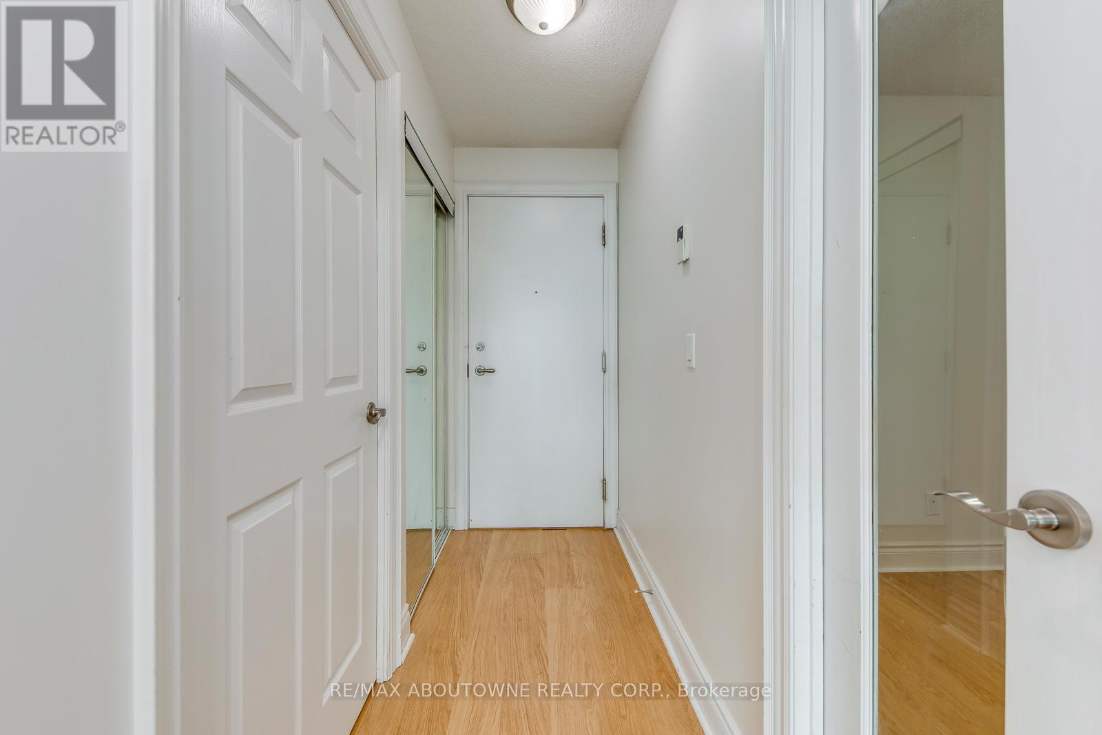 2803 - 15 Greenview Avenue, Toronto, Ontario  M2M 4M7 - Photo 5 - C12560728