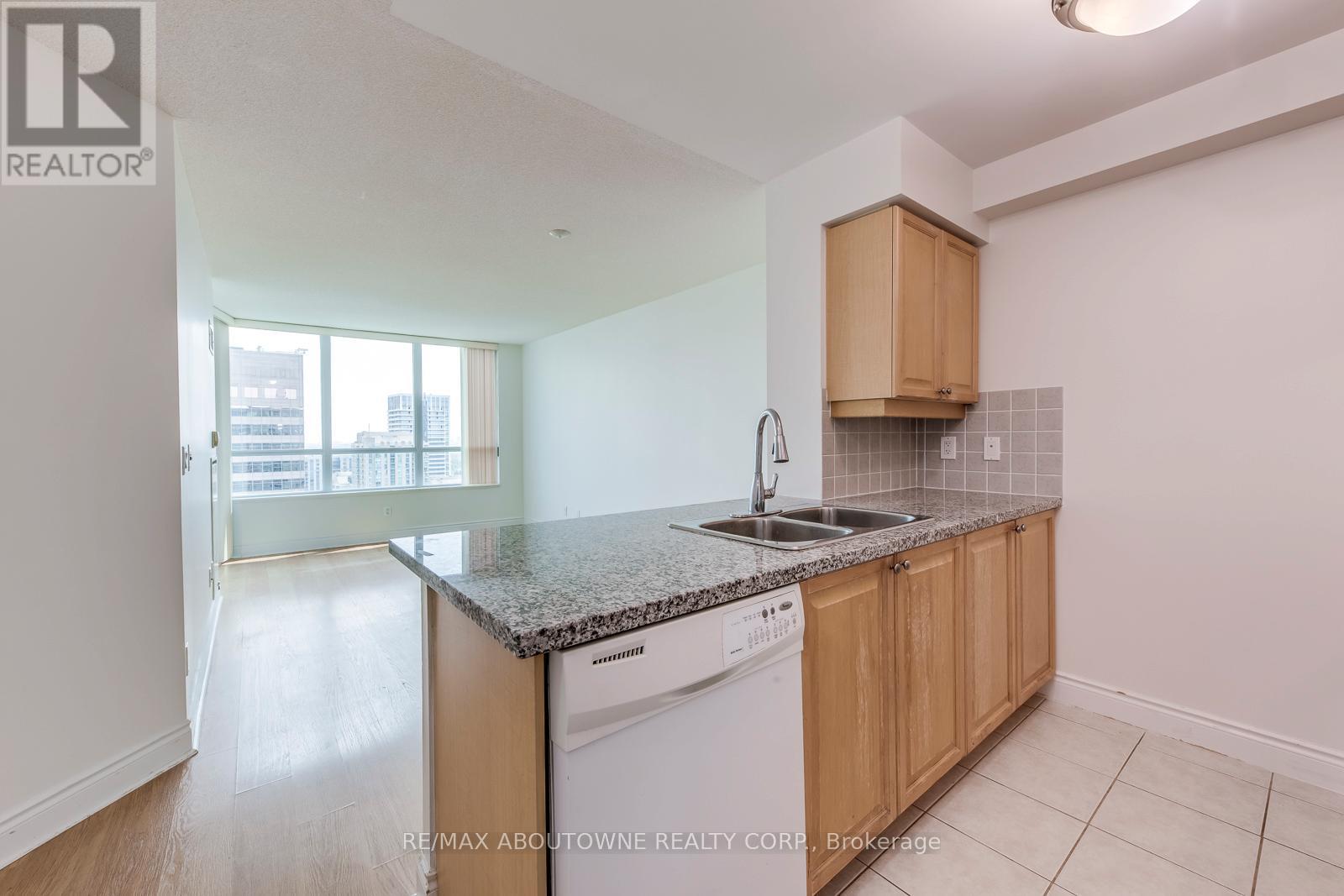 2803 - 15 Greenview Avenue, Toronto, Ontario  M2M 4M7 - Photo 6 - C12560728