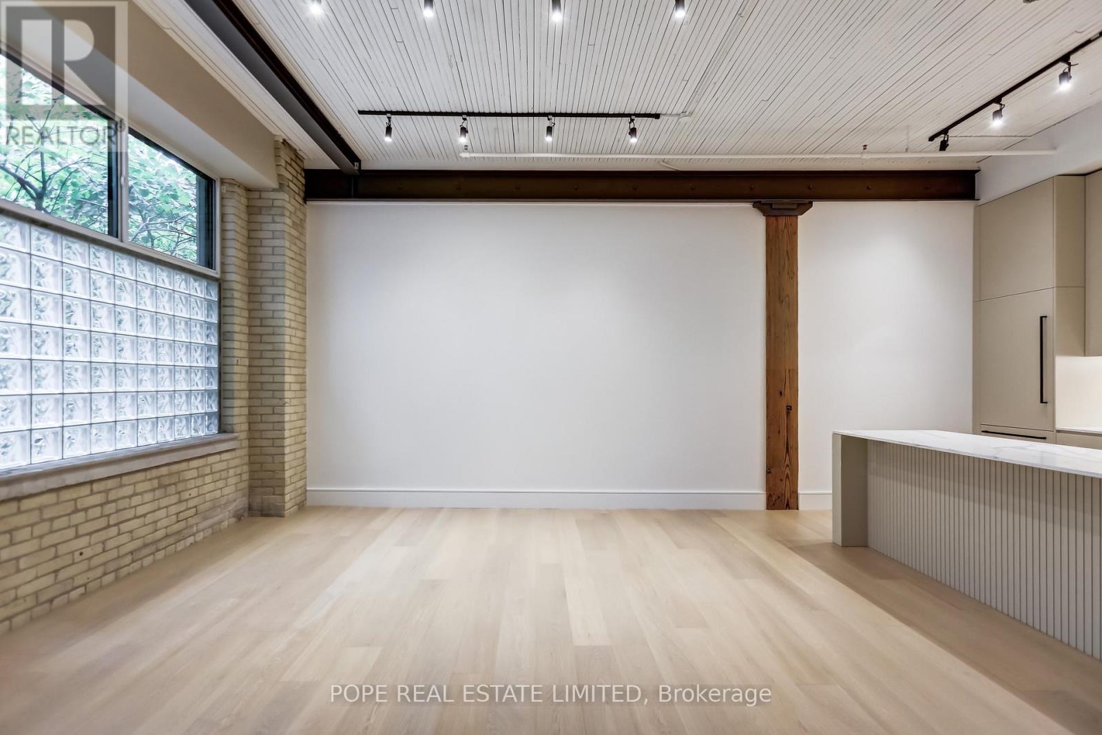 211 - 781 King Street W, Toronto, Ontario  M5V 3L5 - Photo 8 - C12560732