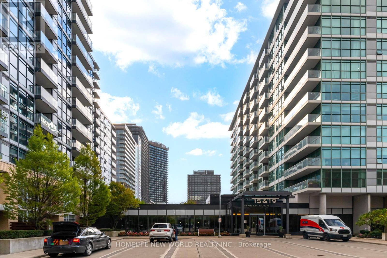 Th2 - 19 Singer Court, Toronto, Ontario  M2K 0B2 - Photo 1 - C12560734