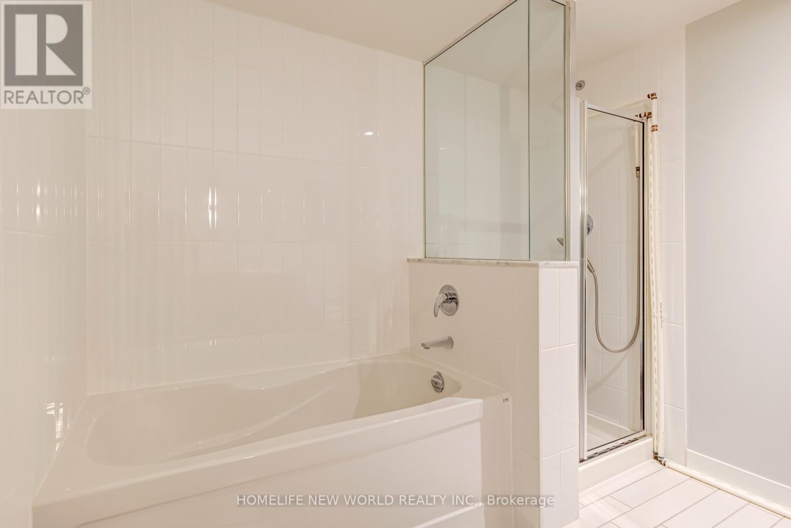 Th2 - 19 Singer Court, Toronto, Ontario  M2K 0B2 - Photo 20 - C12560734