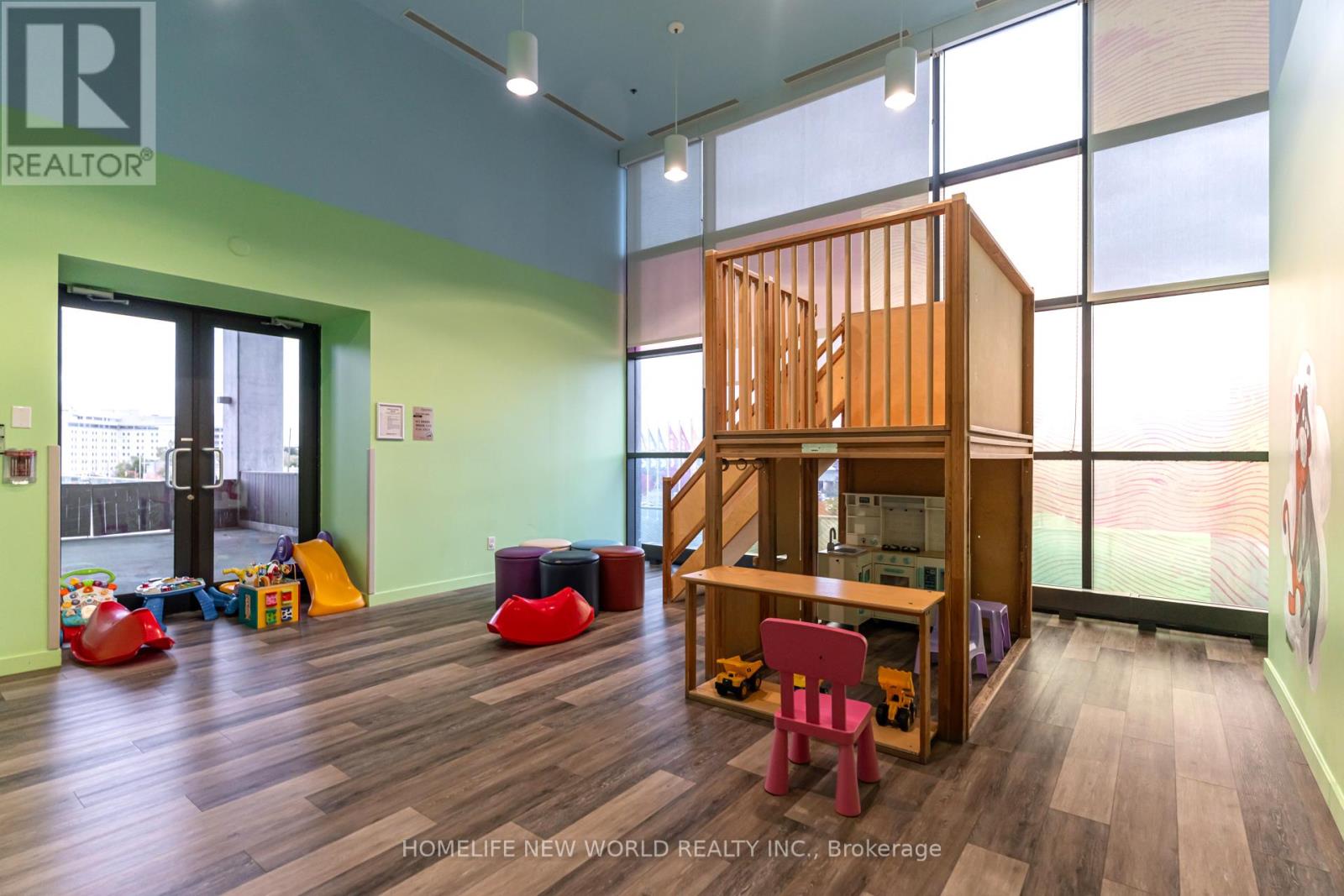 Th2 - 19 Singer Court, Toronto, Ontario  M2K 0B2 - Photo 27 - C12560734