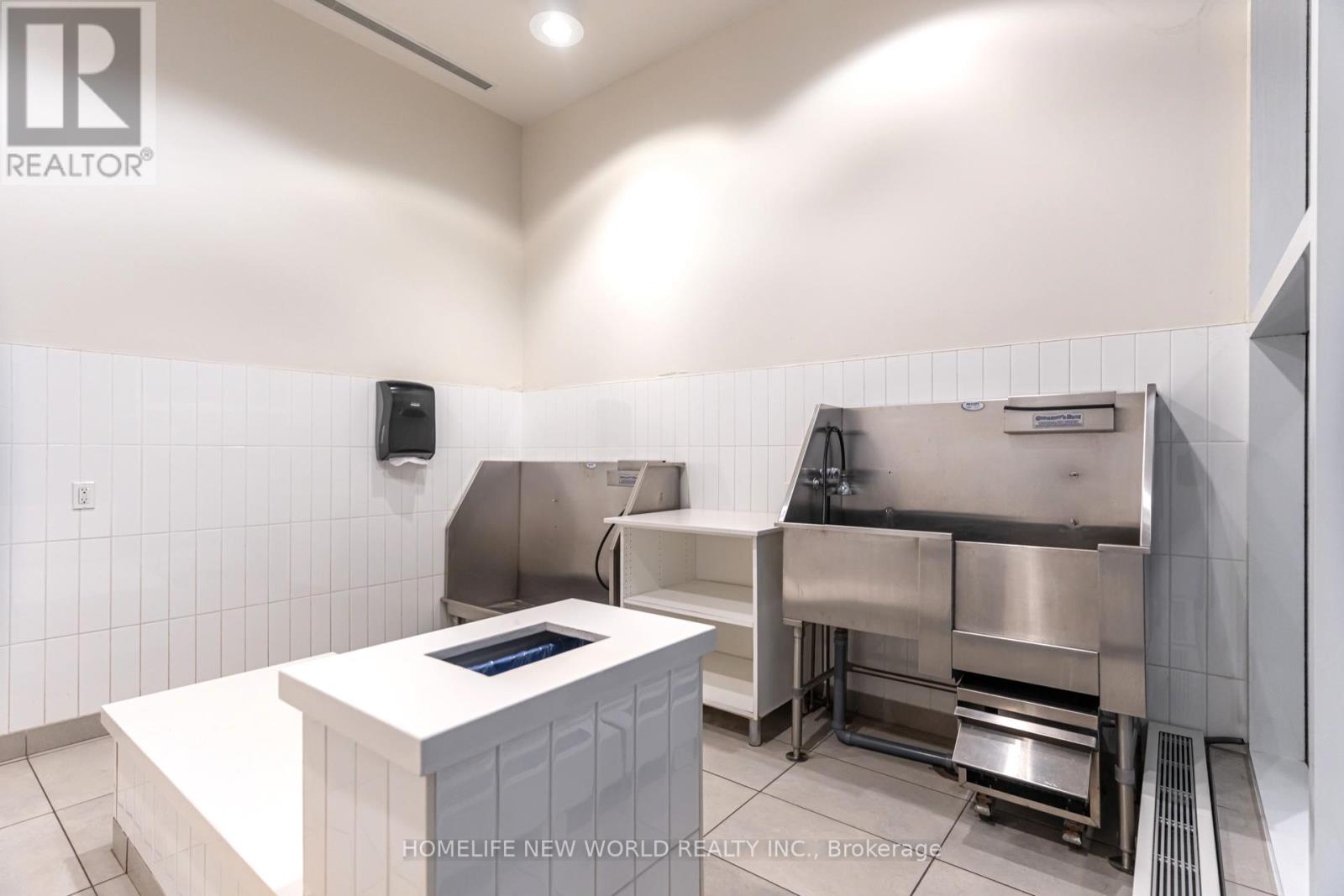 Th2 - 19 Singer Court, Toronto, Ontario  M2K 0B2 - Photo 32 - C12560734