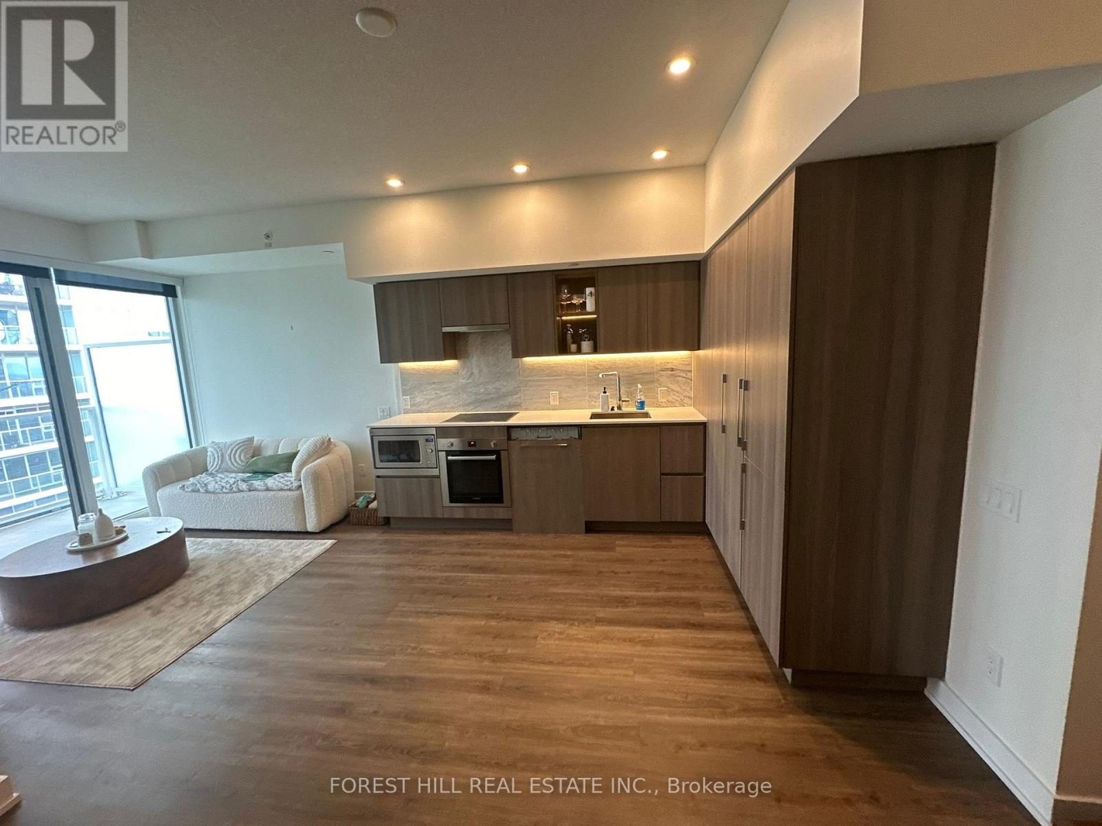 2109 - 19 Bathurst Street, Toronto, Ontario  M5V 0N2 - Photo 3 - C12560746