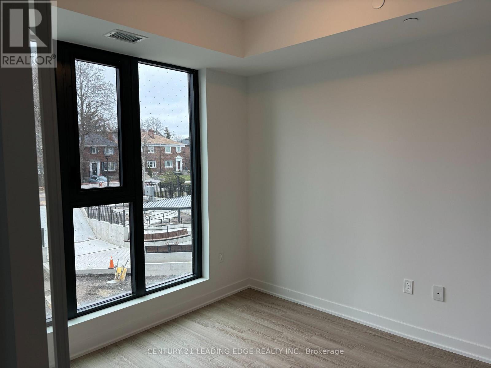 205 - 250 Lawrence Avenue W, Toronto, Ontario  M5M 1B1 - Photo 12 - C12560794