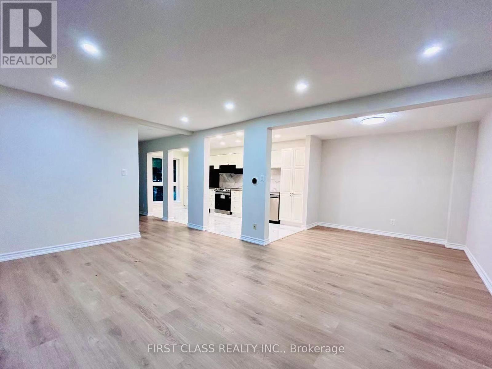 32 Scenic Mill Way, Toronto, Ontario  M2L 1S5 - Photo 10 - C12560796