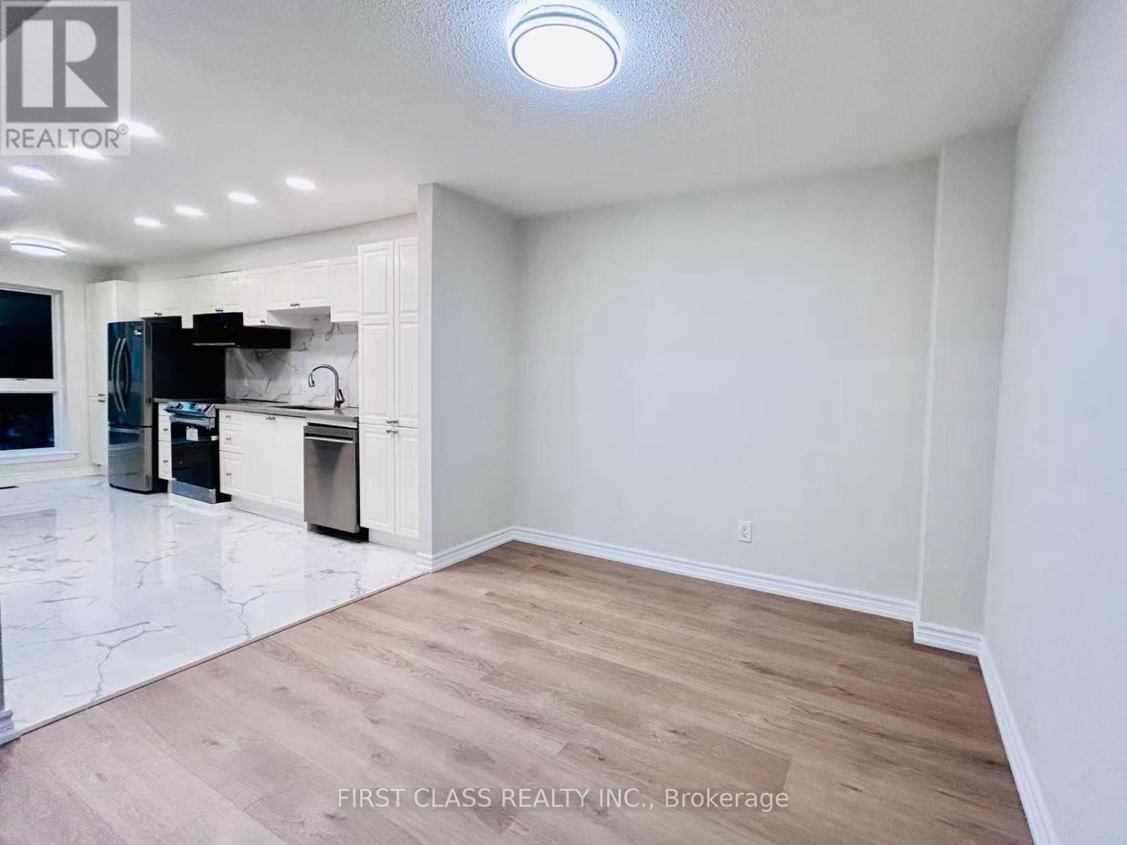 32 Scenic Mill Way, Toronto, Ontario  M2L 1S5 - Photo 9 - C12560796