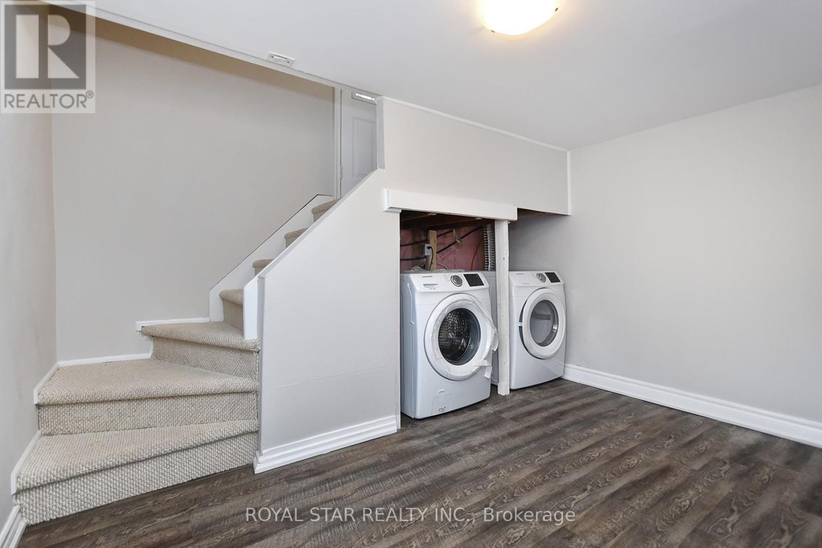 Main - 25 Twin Pauls Crescent, Toronto, Ontario  M1R 3Z6 - Photo 10 - E12560750