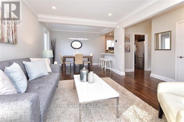 Main - 25 Twin Pauls Crescent, Toronto, Ontario  M1R 3Z6 - Photo 2 - E12560750