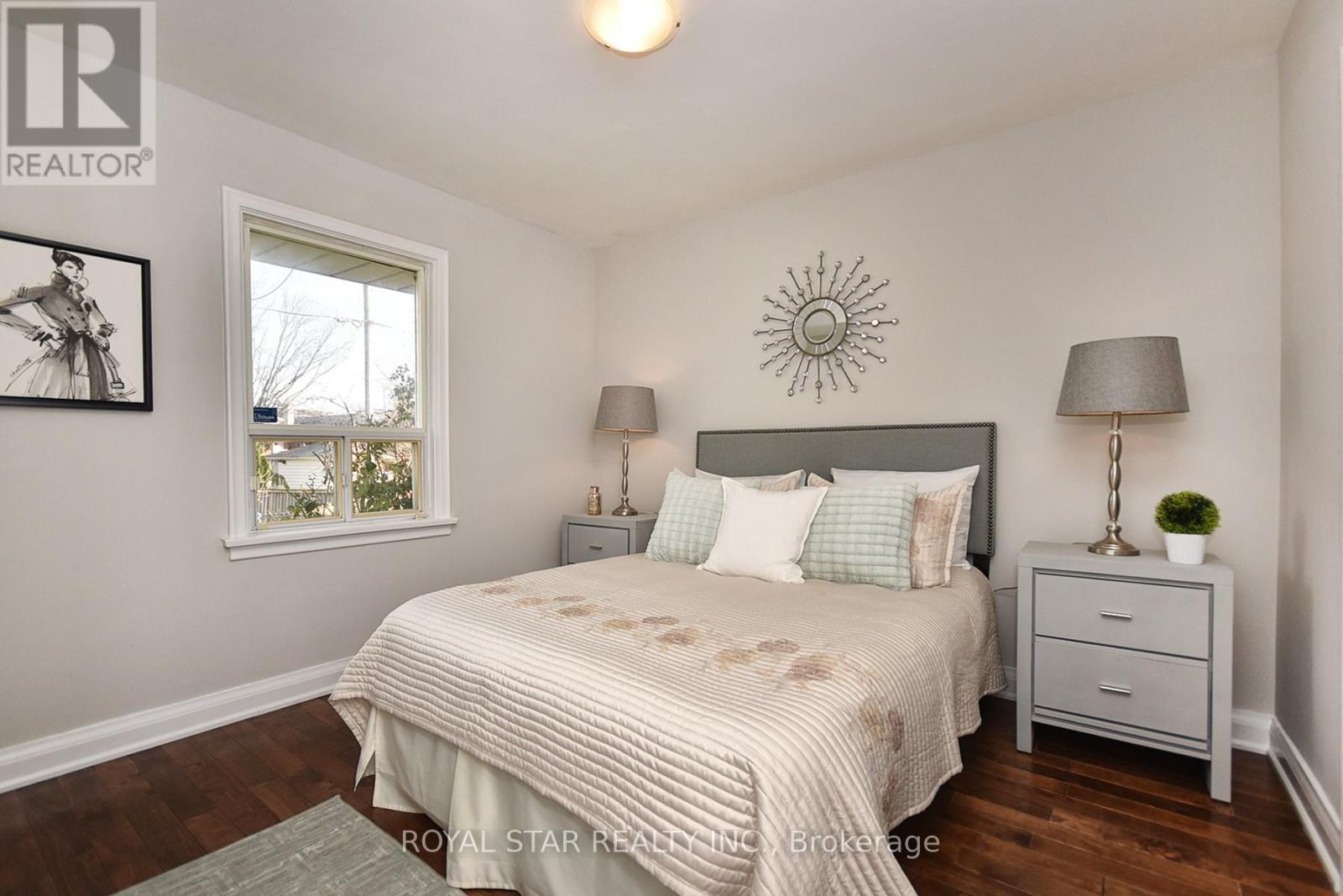 Main - 25 Twin Pauls Crescent, Toronto, Ontario  M1R 3Z6 - Photo 6 - E12560750