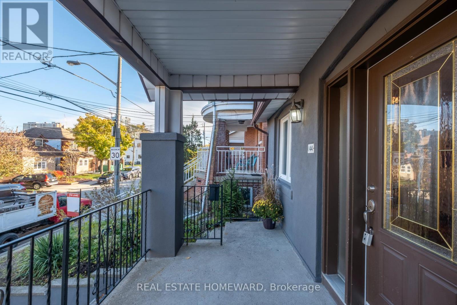 144 Westlake Avenue, Toronto, Ontario  M4C 4R9 - Photo 22 - E12513298