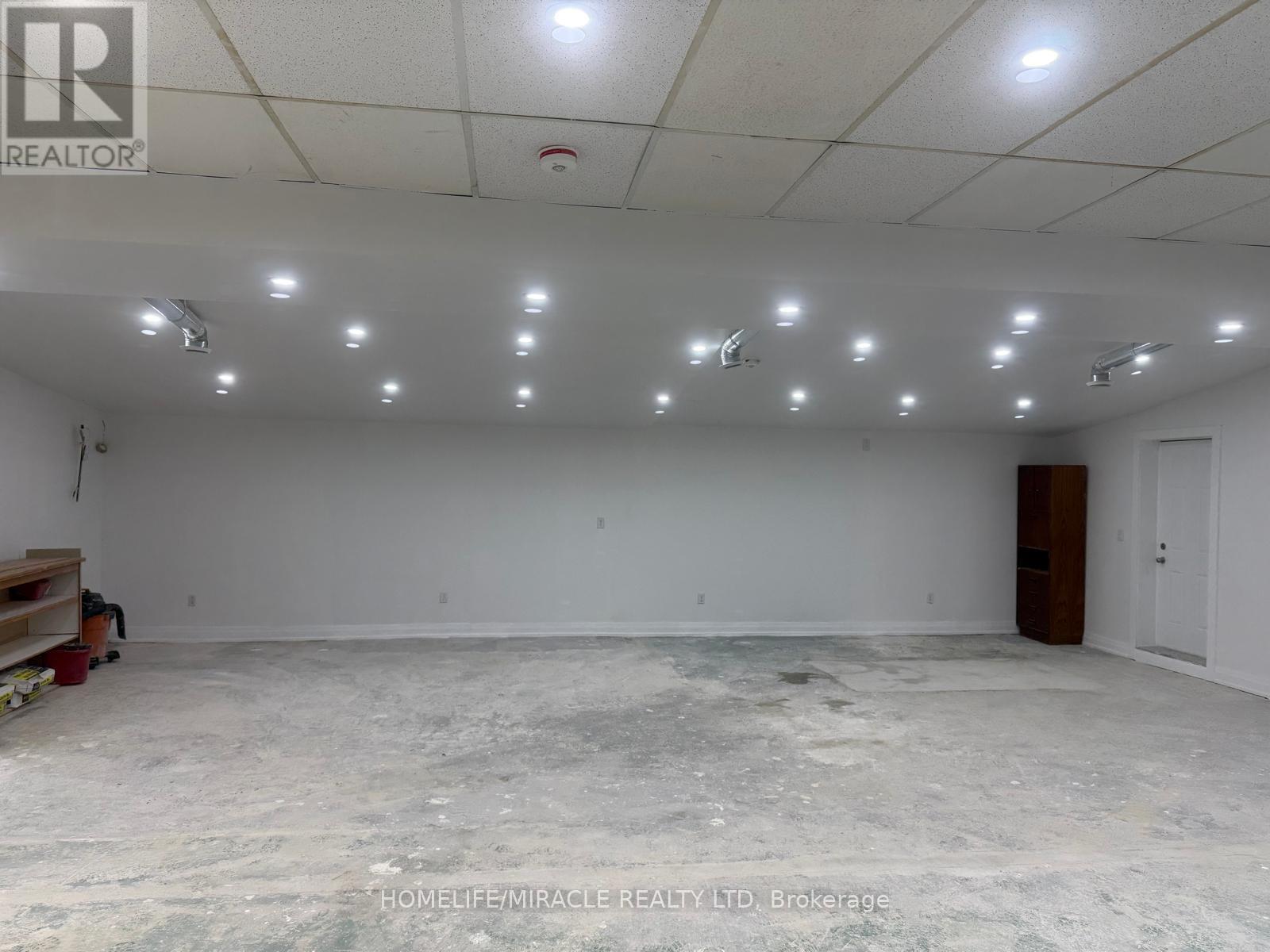 69 Southworth Street, Welland, Ontario  L3B 1Y3 - Photo 23 - X12552250