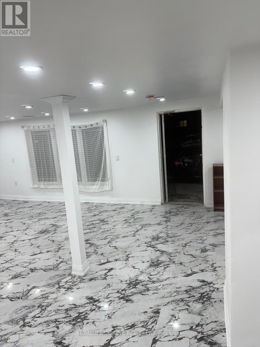 69 Southworth Street, Welland, Ontario  L3B 1Y3 - Photo 25 - X12552250