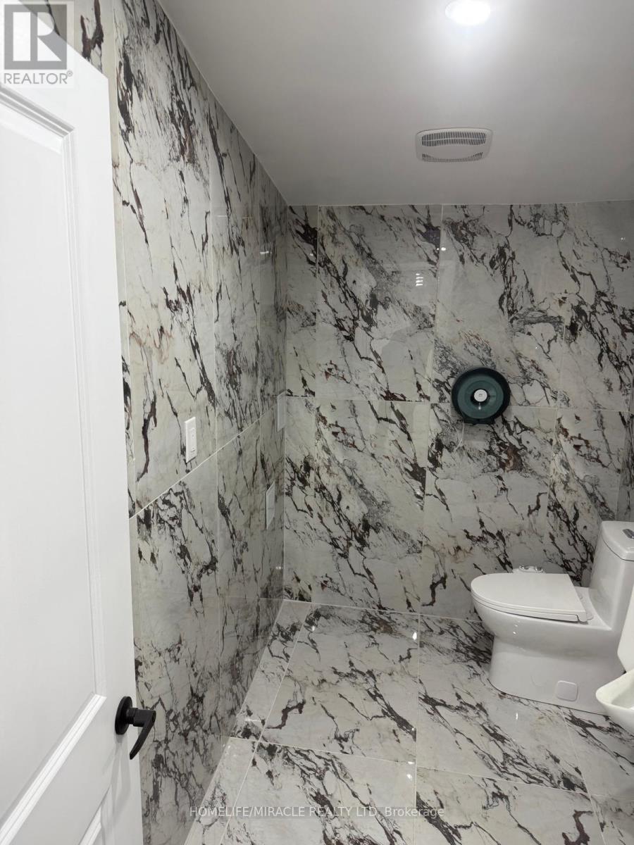 69 Southworth Street, Welland, Ontario  L3B 1Y3 - Photo 37 - X12552250